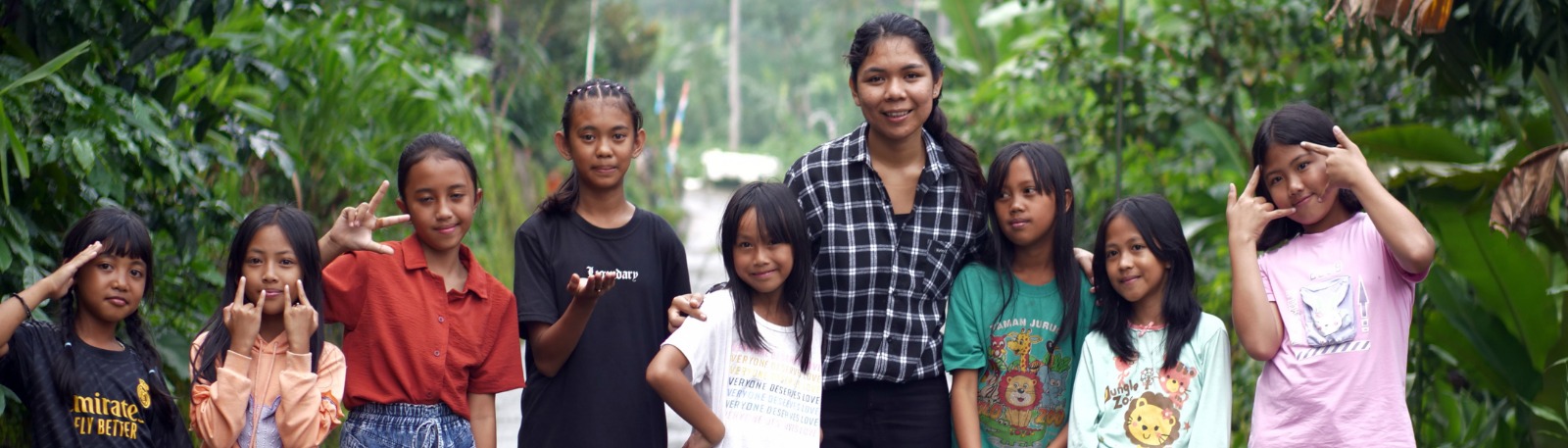 Sarjana Pembaru Desa